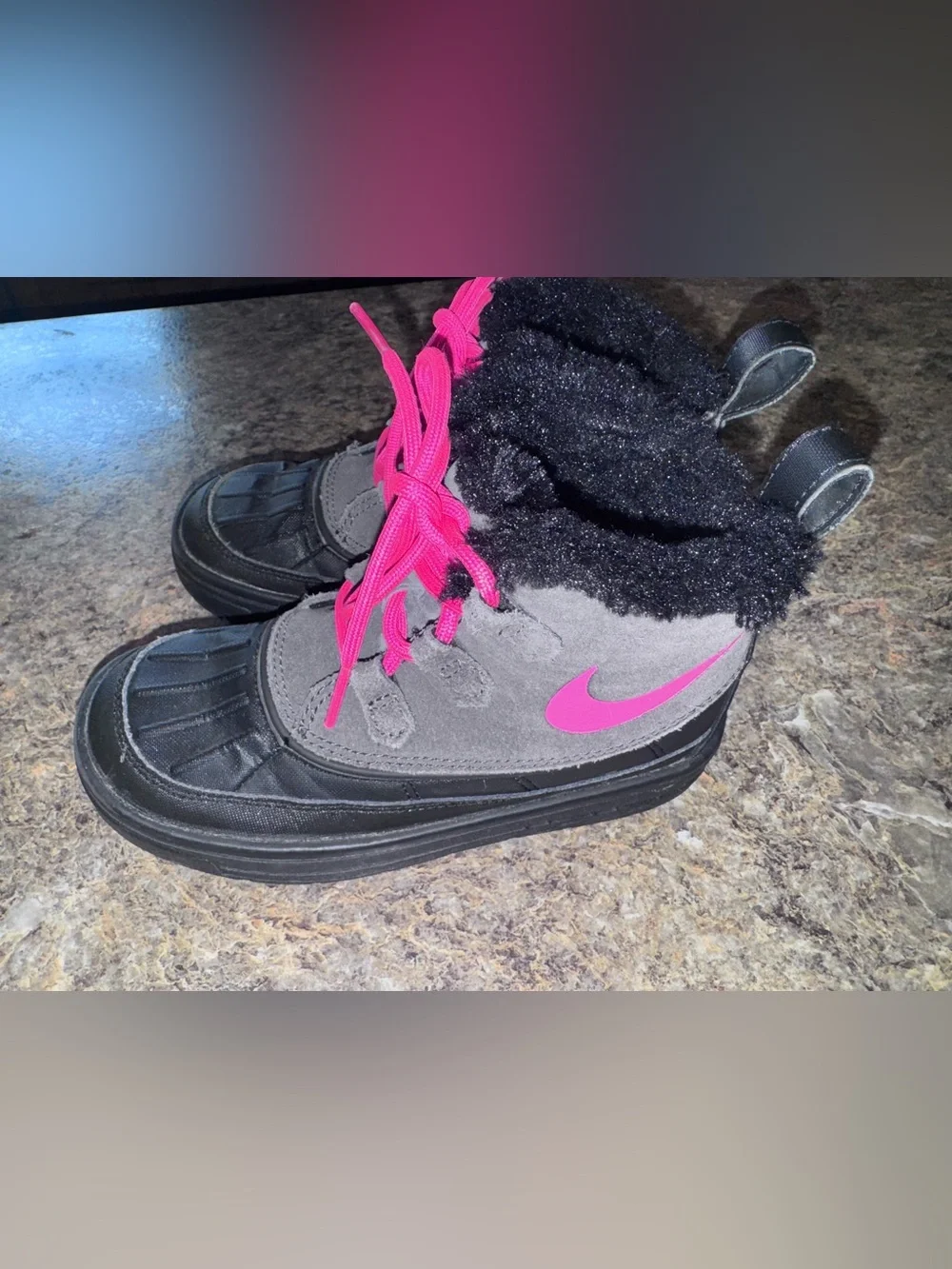 Nike Woodside Chukka Winter Boots size 12C